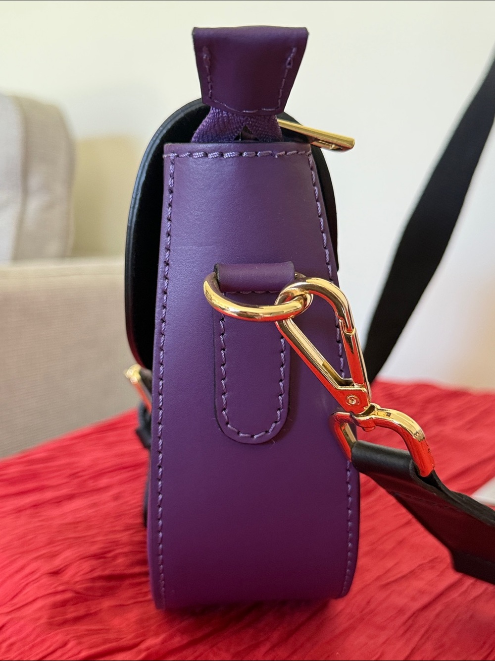 Stella Bianca Two-Tone Black and Purple Leather Shoulder Bag - Picture 4 of 11